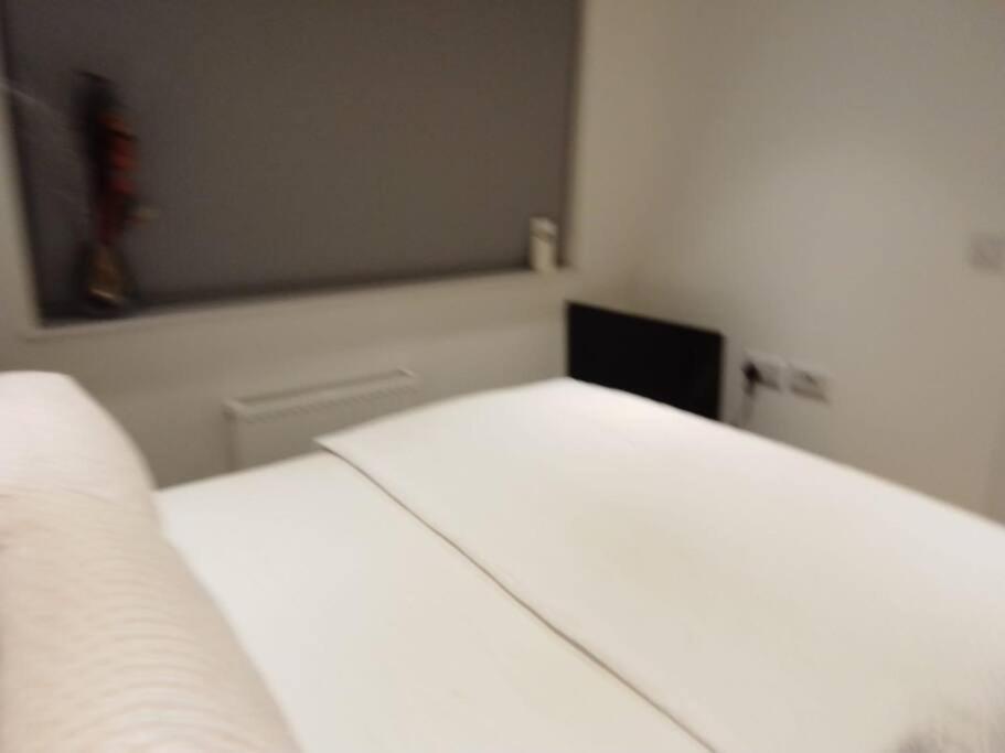 Whole Apartment 5 Mins To East Croydon & Concierge Londen Buitenkant foto