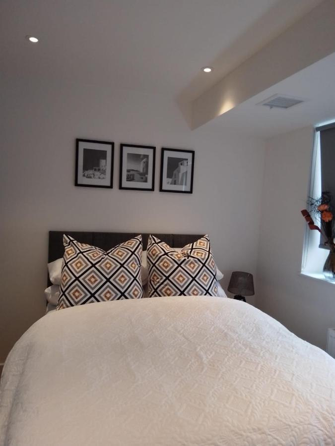 Whole Apartment 5 Mins To East Croydon & Concierge Londen Buitenkant foto